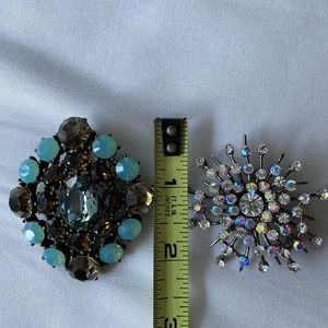 Yosca brooche pin and crystal pin